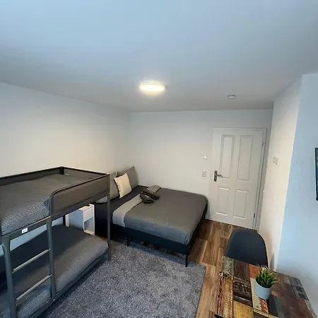 Hub 19 - Mit Balkon Hostal Karlsruhe