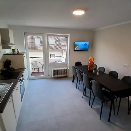 Hub 19 - Mit Balkon *