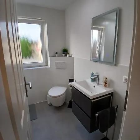 Hostal Hub 19 - Mit Balkon