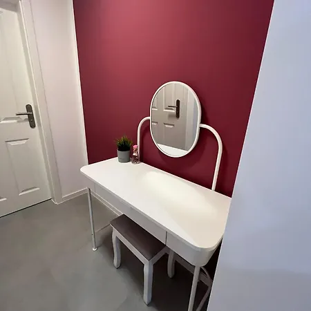 Hostal Hub 19 - Mit Balkon
